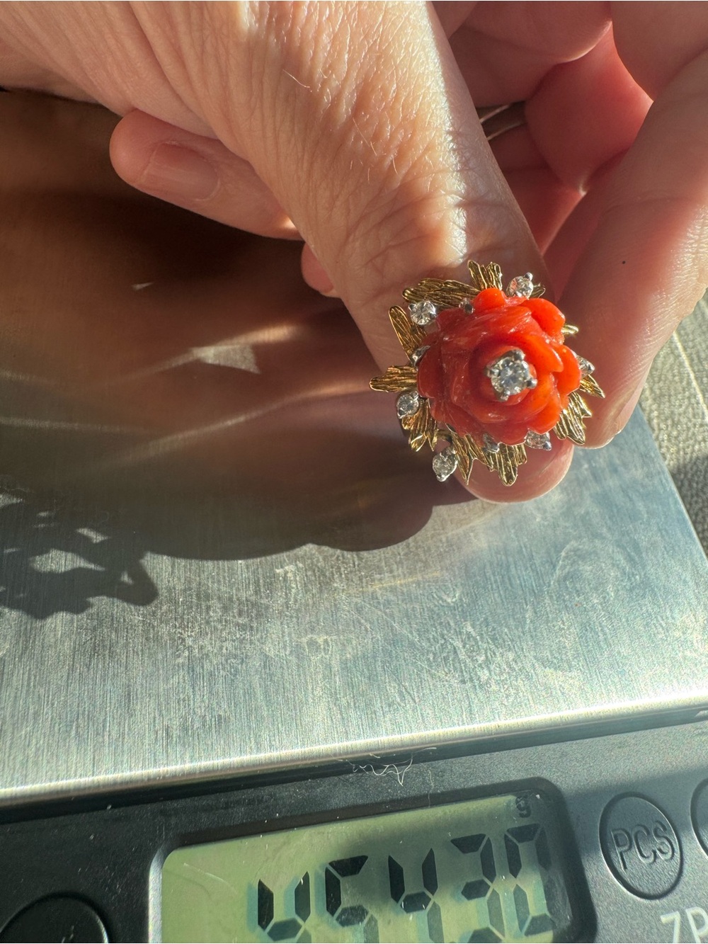 18K Yellow Gold Carved Coral & Diamond Flower Ring - Picture 8 of 8